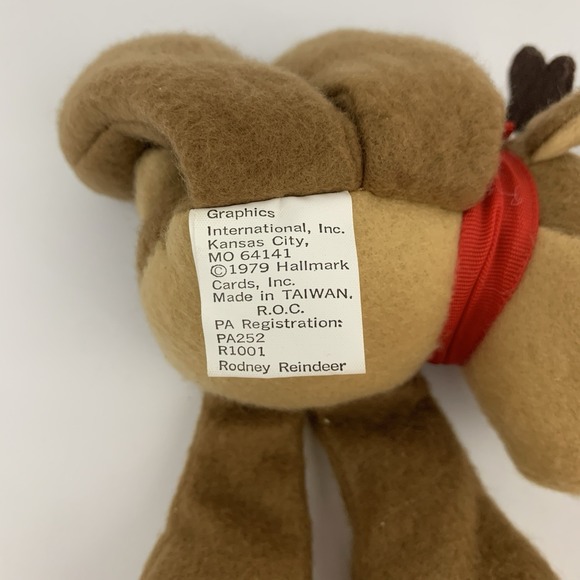 Hallmark Rodney Reindeer &  Family Christmas Bean Bag Plush Stuffed 80s - Picture 9 of 14